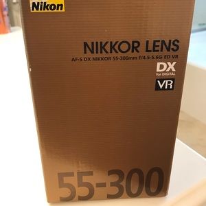 Nikon lens